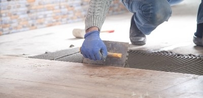Тёплый пол под плитку: водяной или электрический — подробное руководство по выбору, монтажу и эксплуатации