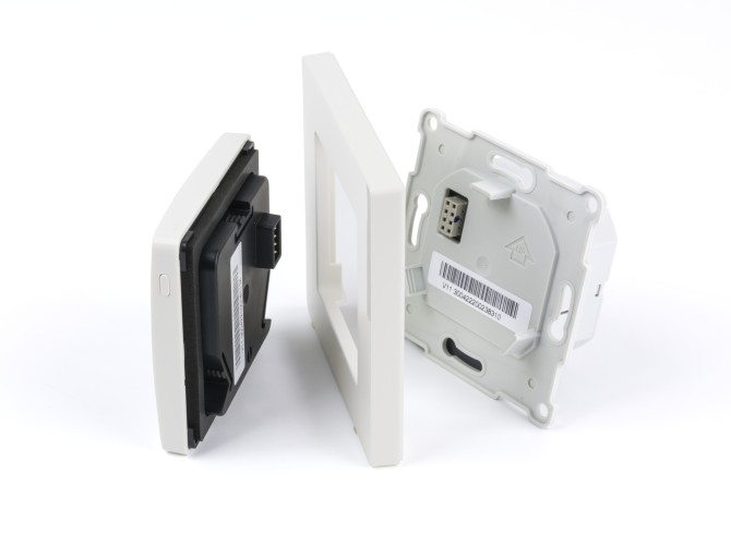 Devi - 140F1071 - Терморегулятор DEVIreg Touch с комбинацией датчиков, полярно-белый