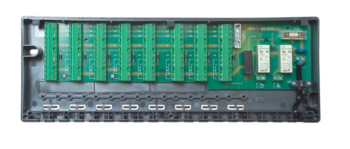 Danfoss - 088H0016 - Коммутационное устройство FH-WC, 8 каналов, 230 В